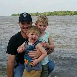 Meet your Posher, Robert